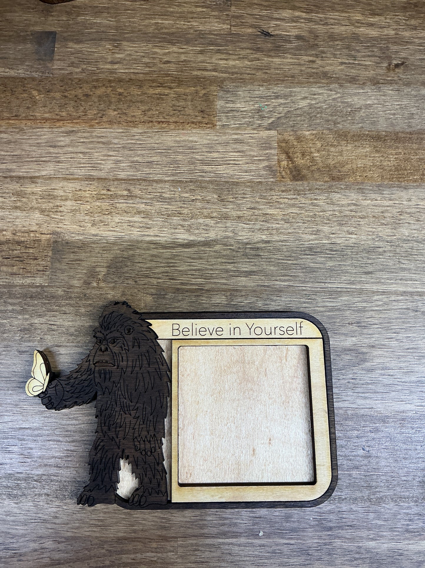 Sticky note holder